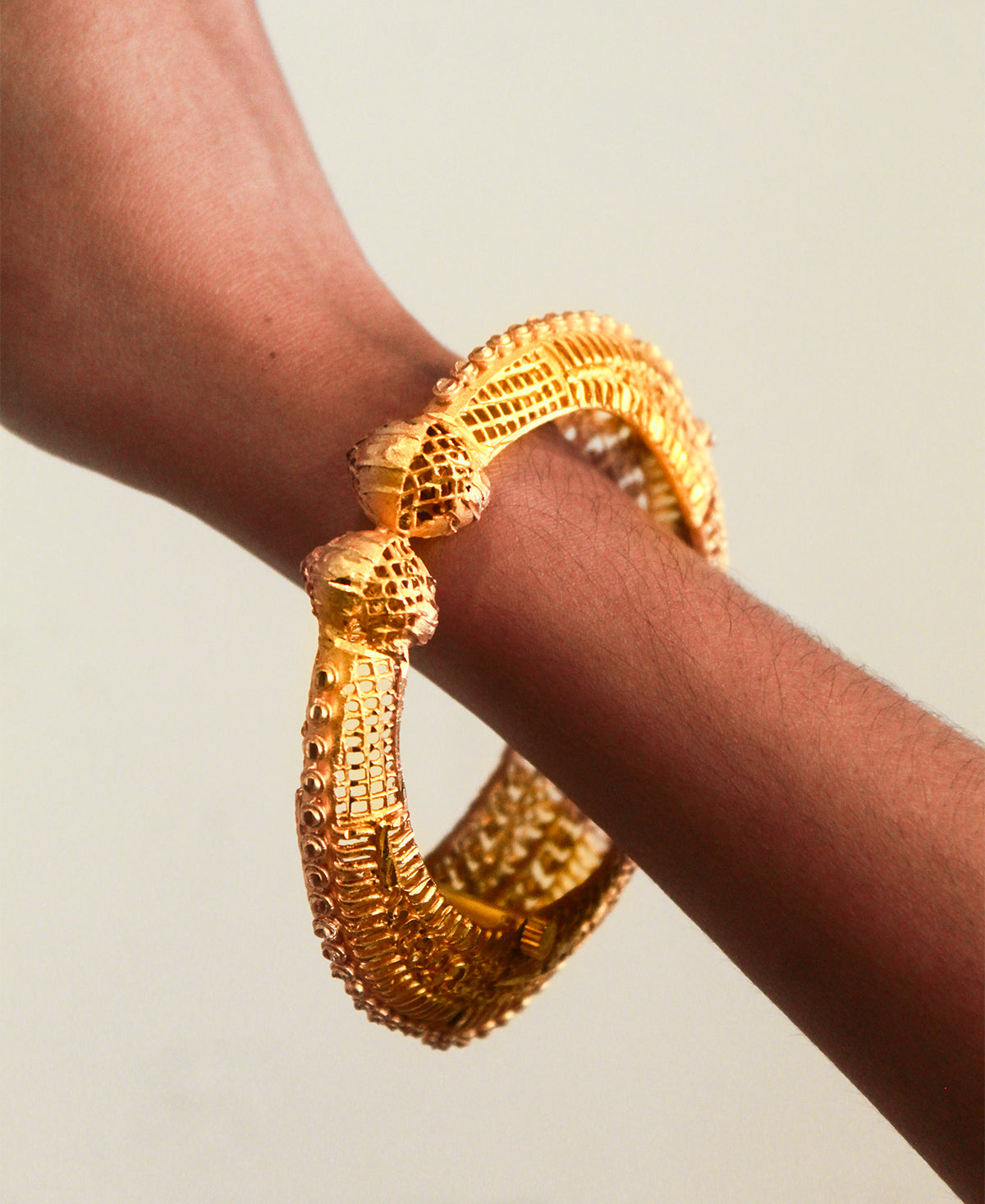 Eterna Weave Gold Bracelet