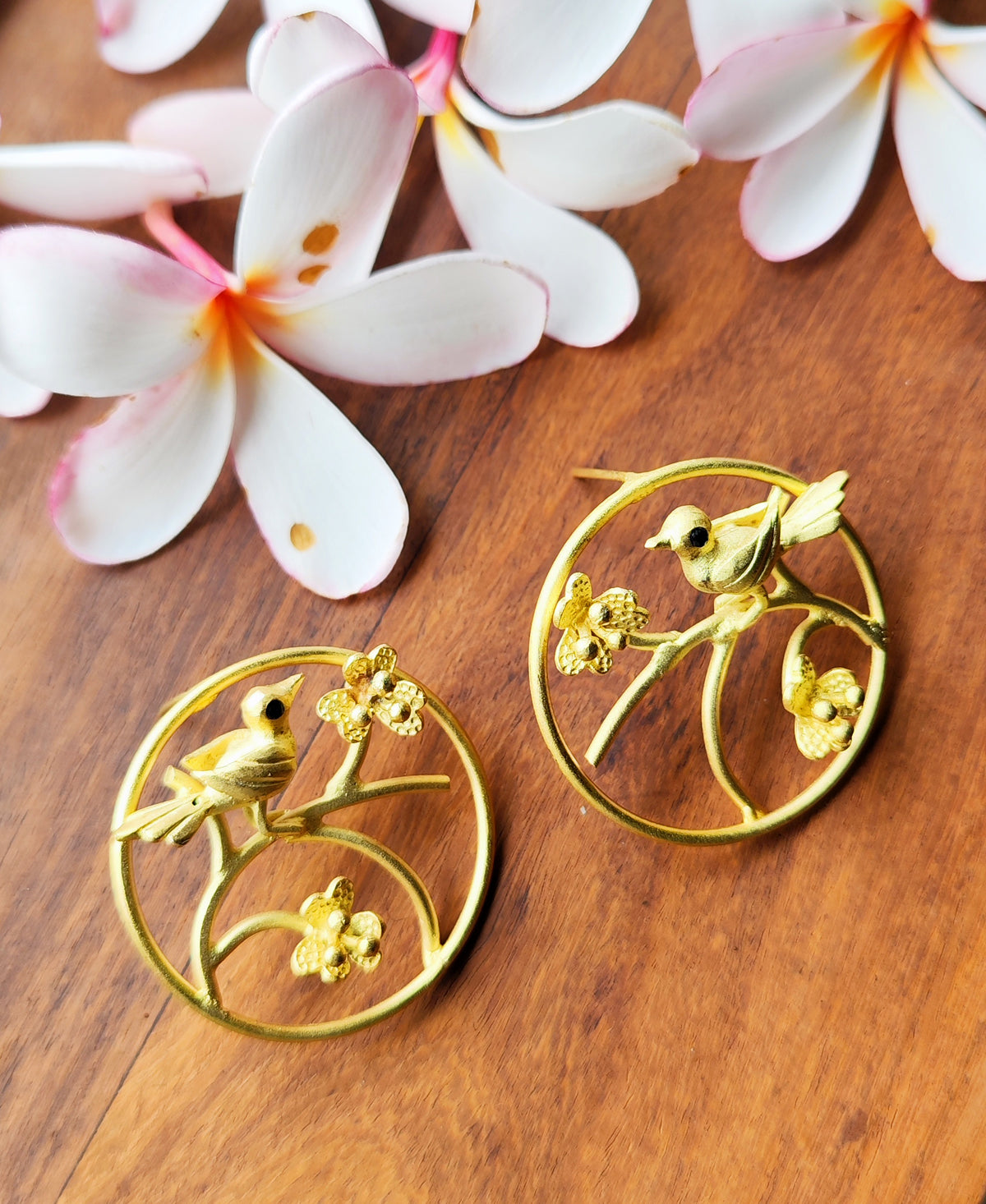 Pakshini - Gold Plated Ear Stud