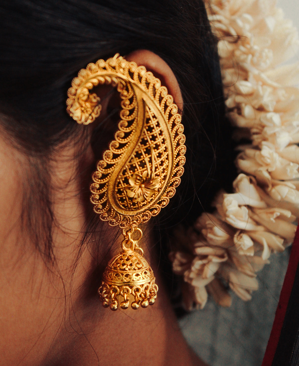Chandrika Kaan Jhumka Gold