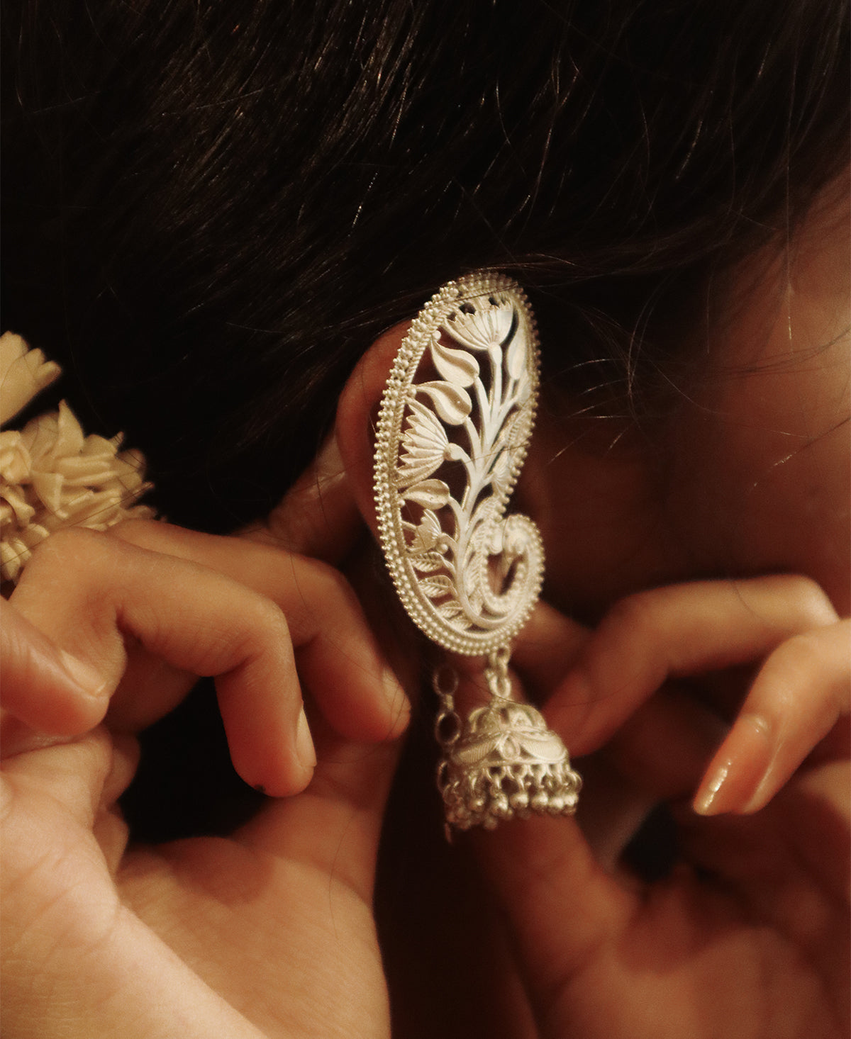 Rupsona Kalka Silver Jhumka