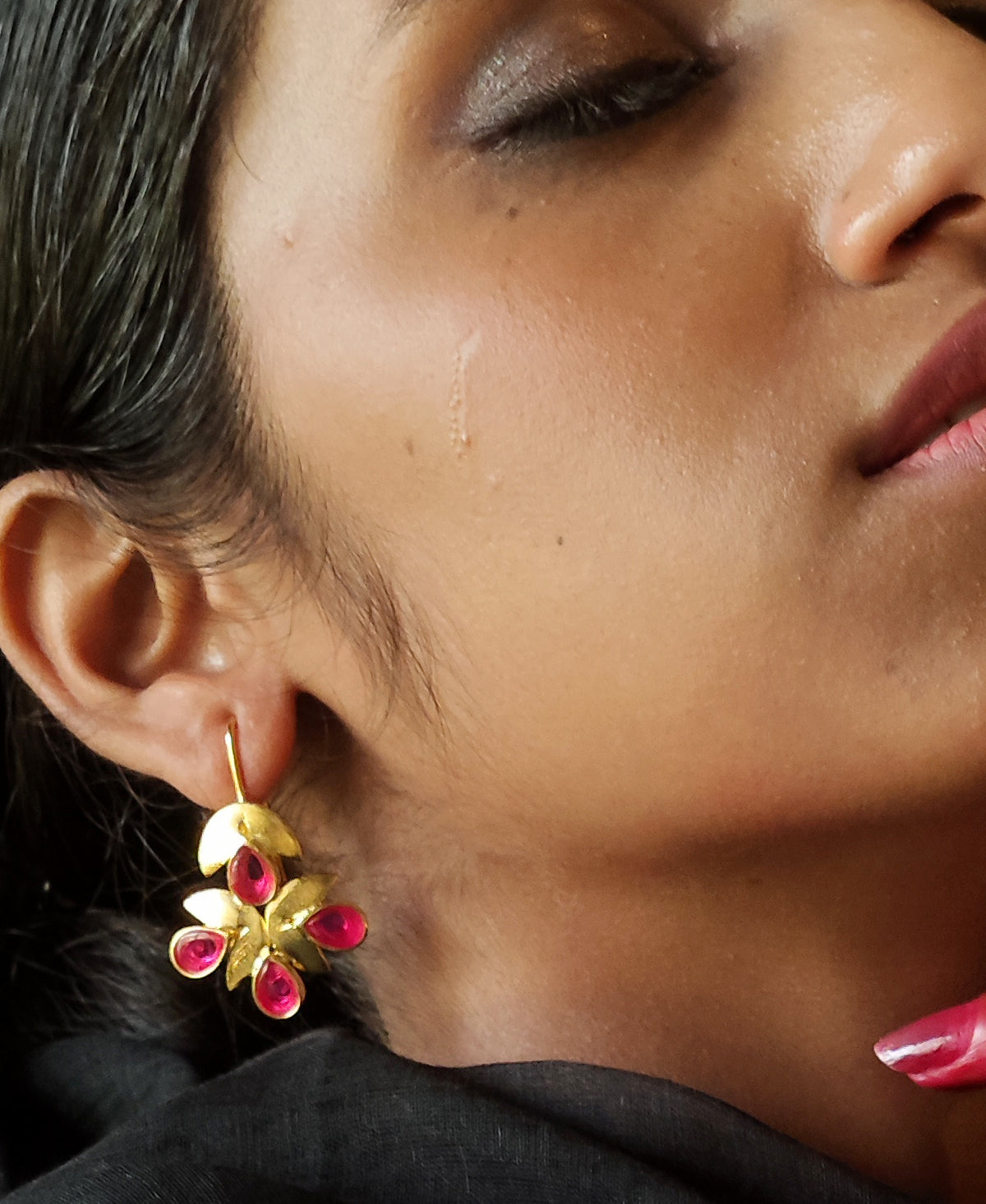 Raanga Borsha Pallav Earring