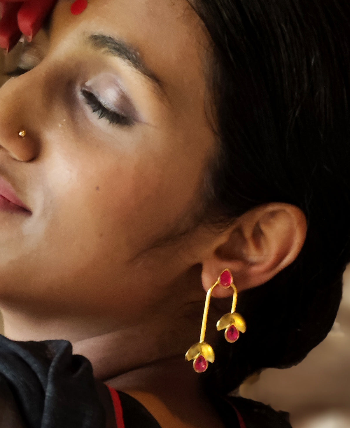Raanga Ananga Pallav Earring