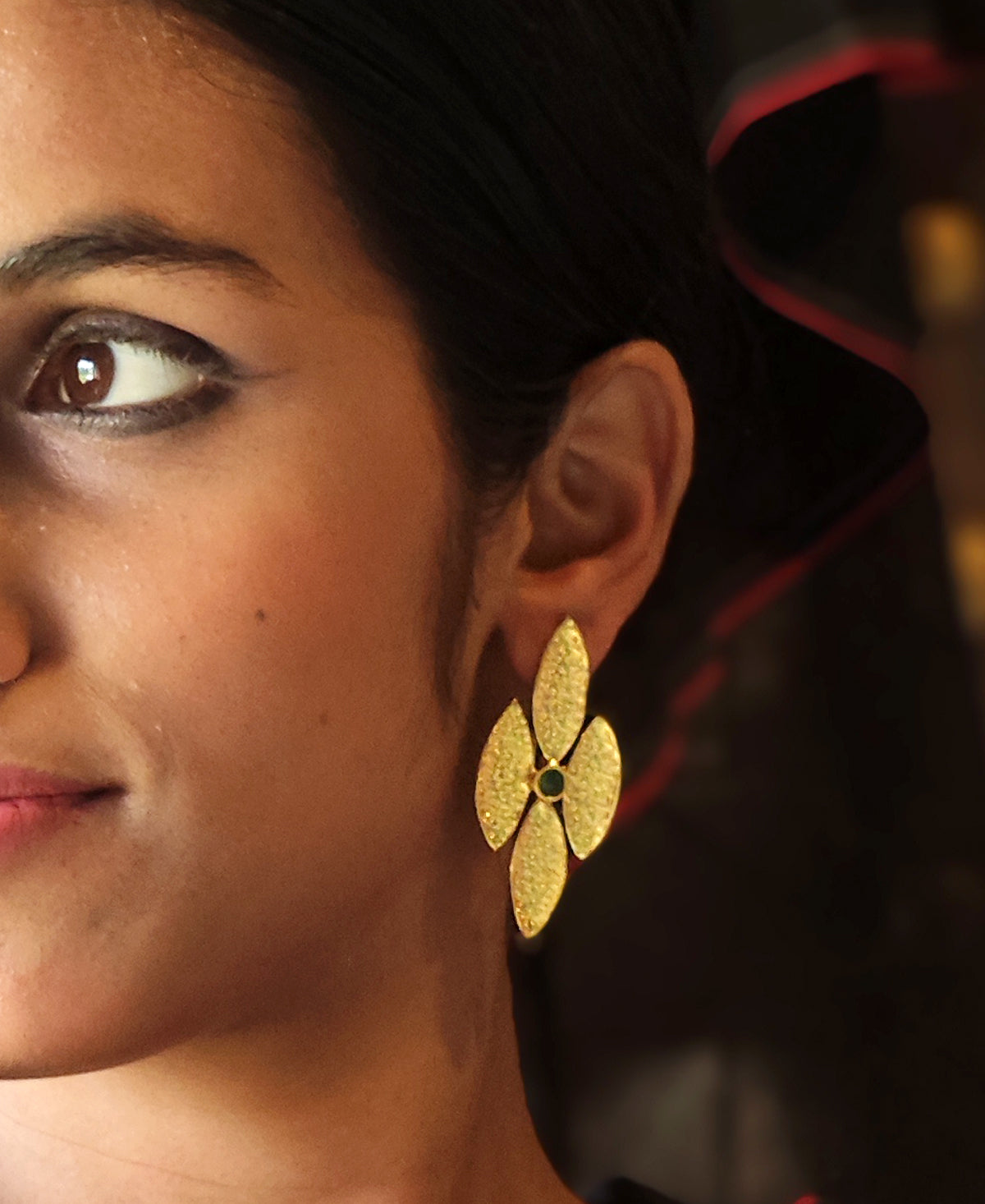 Sobuj Phalguni Pallav Ear Stud