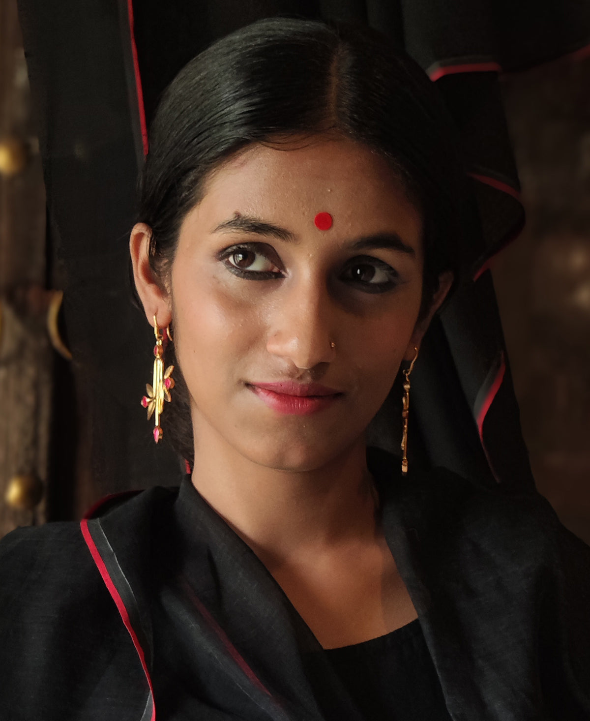 Raanga Charupata Pallav Earring