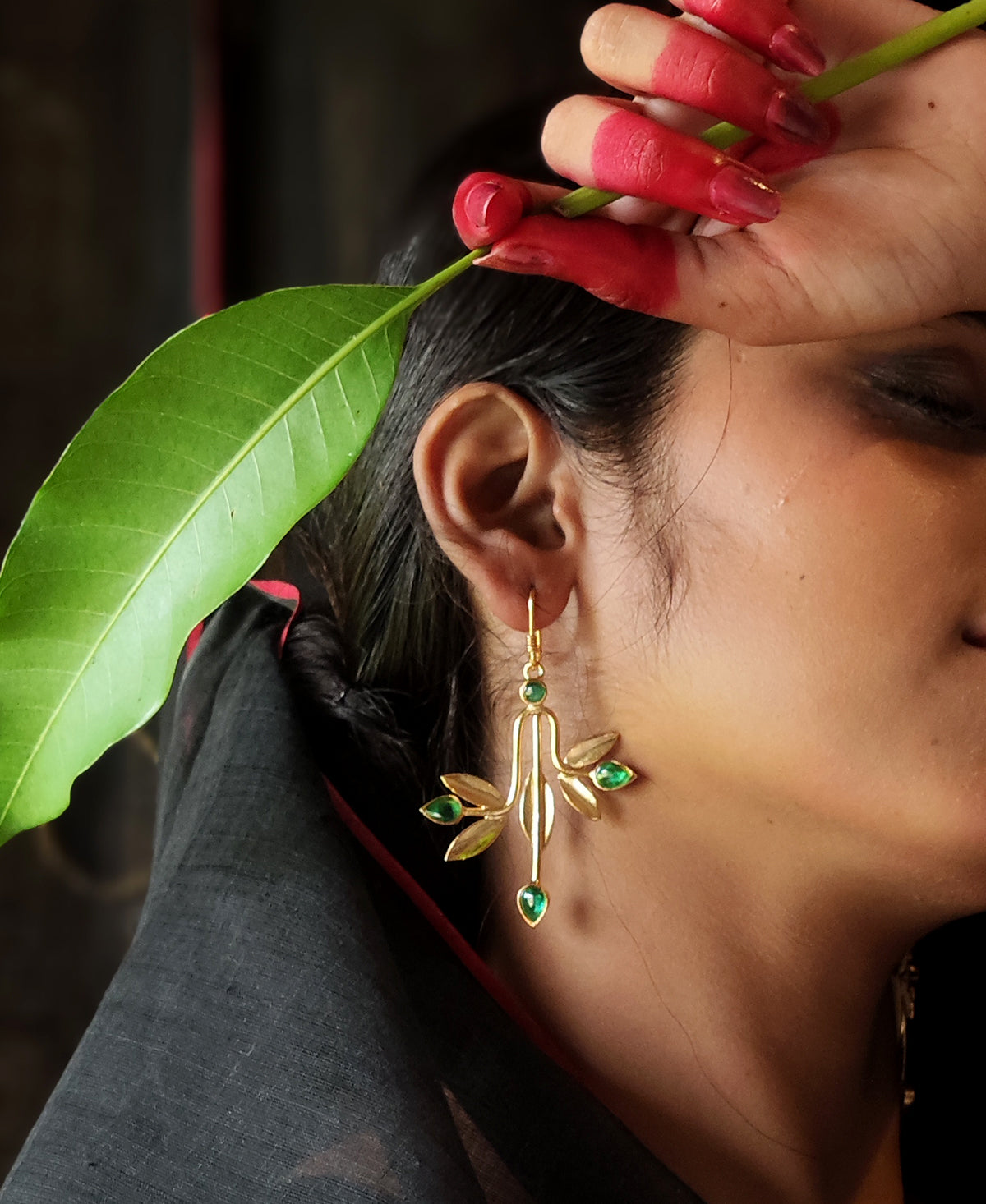 Sobuj Charupata Pallav Earring