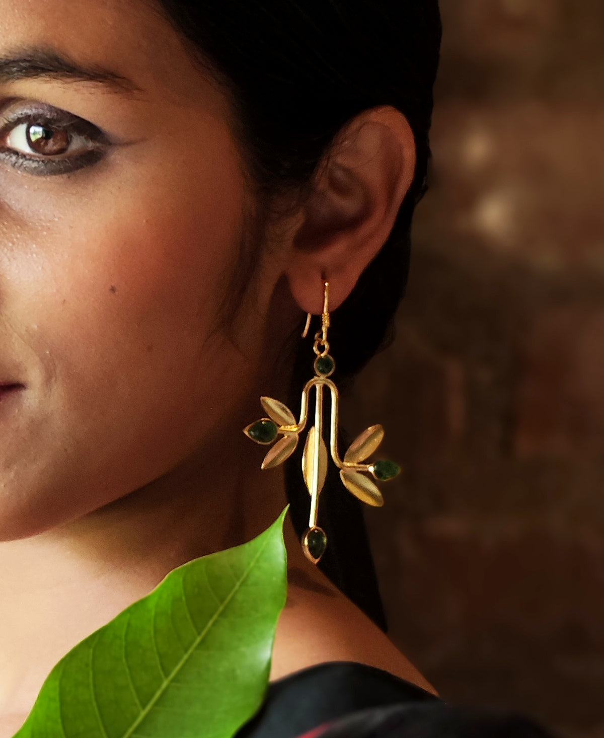 Sobuj Charupata Pallav Earring