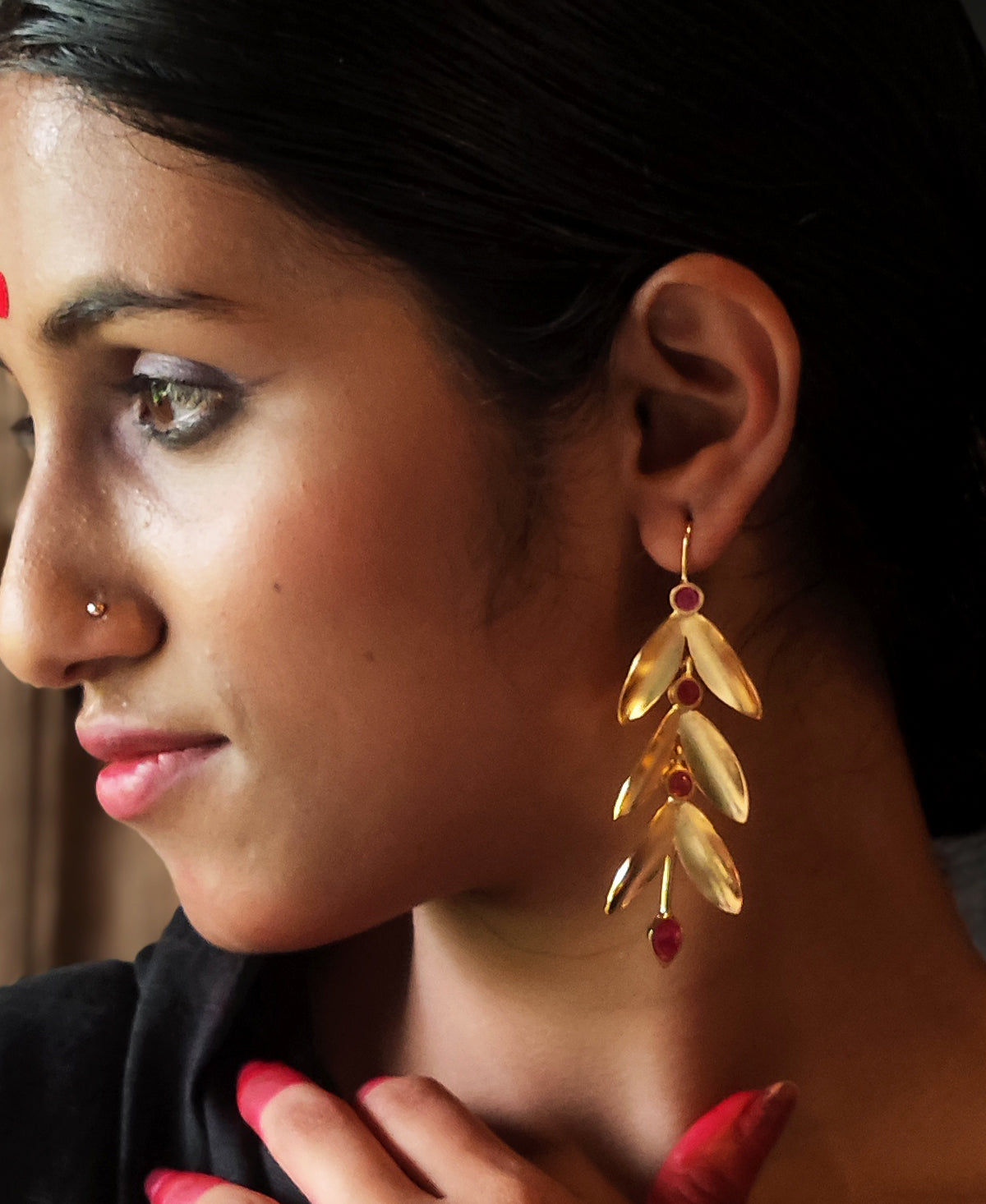 Raanga Shakha Pallav Earring