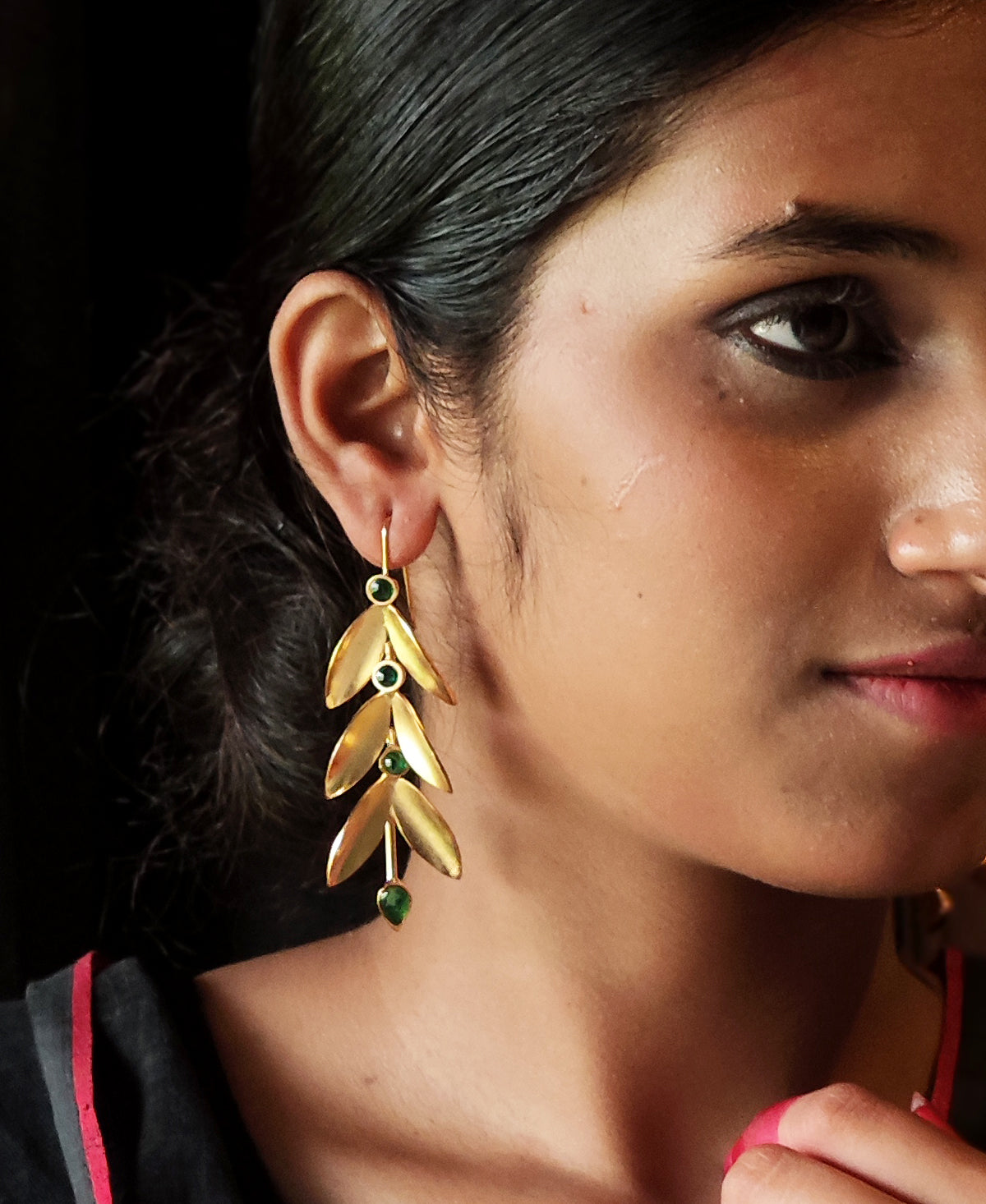 Sobuj Shakha Pallav Earring