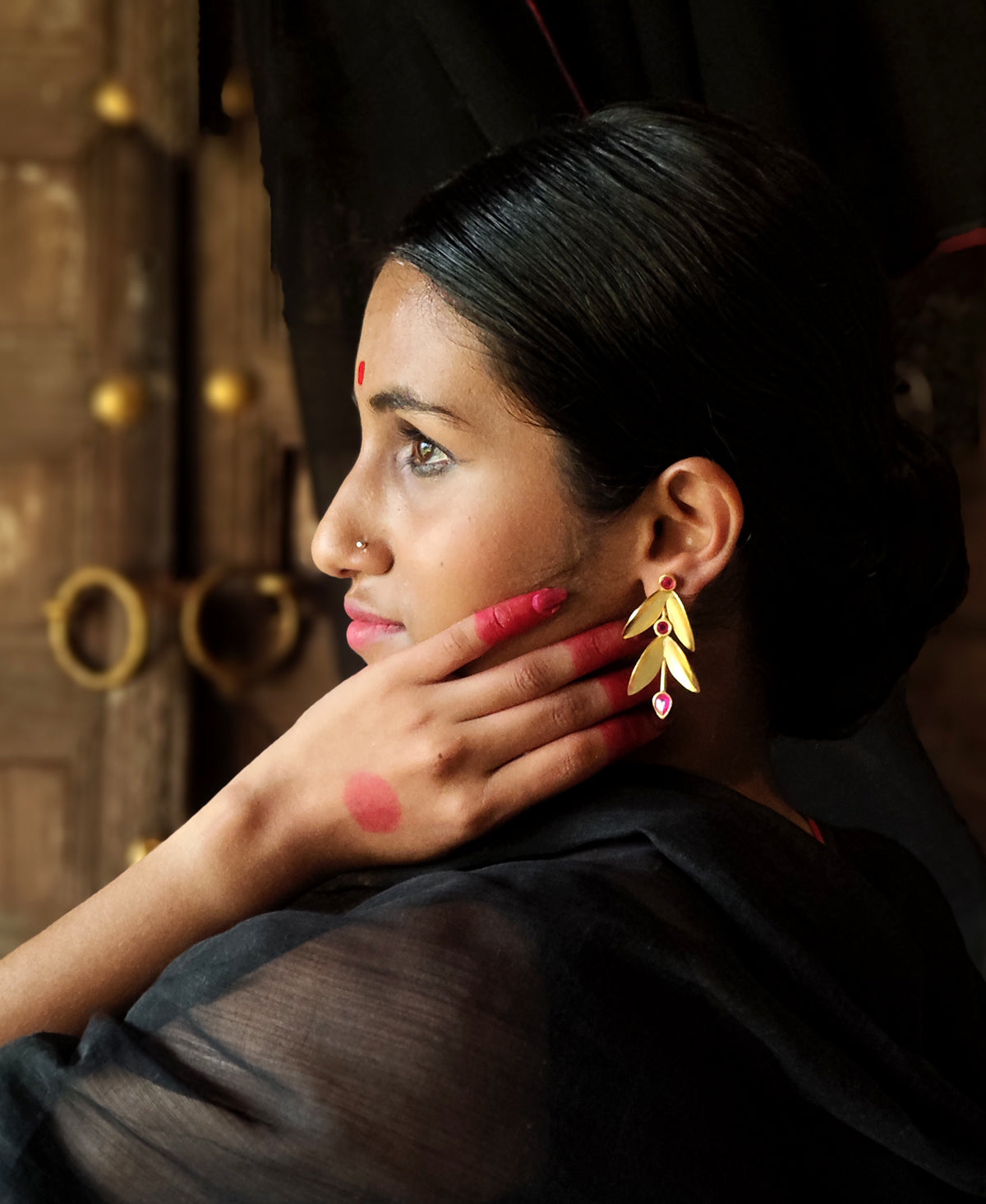 Raanga Sondha Pallav Earring