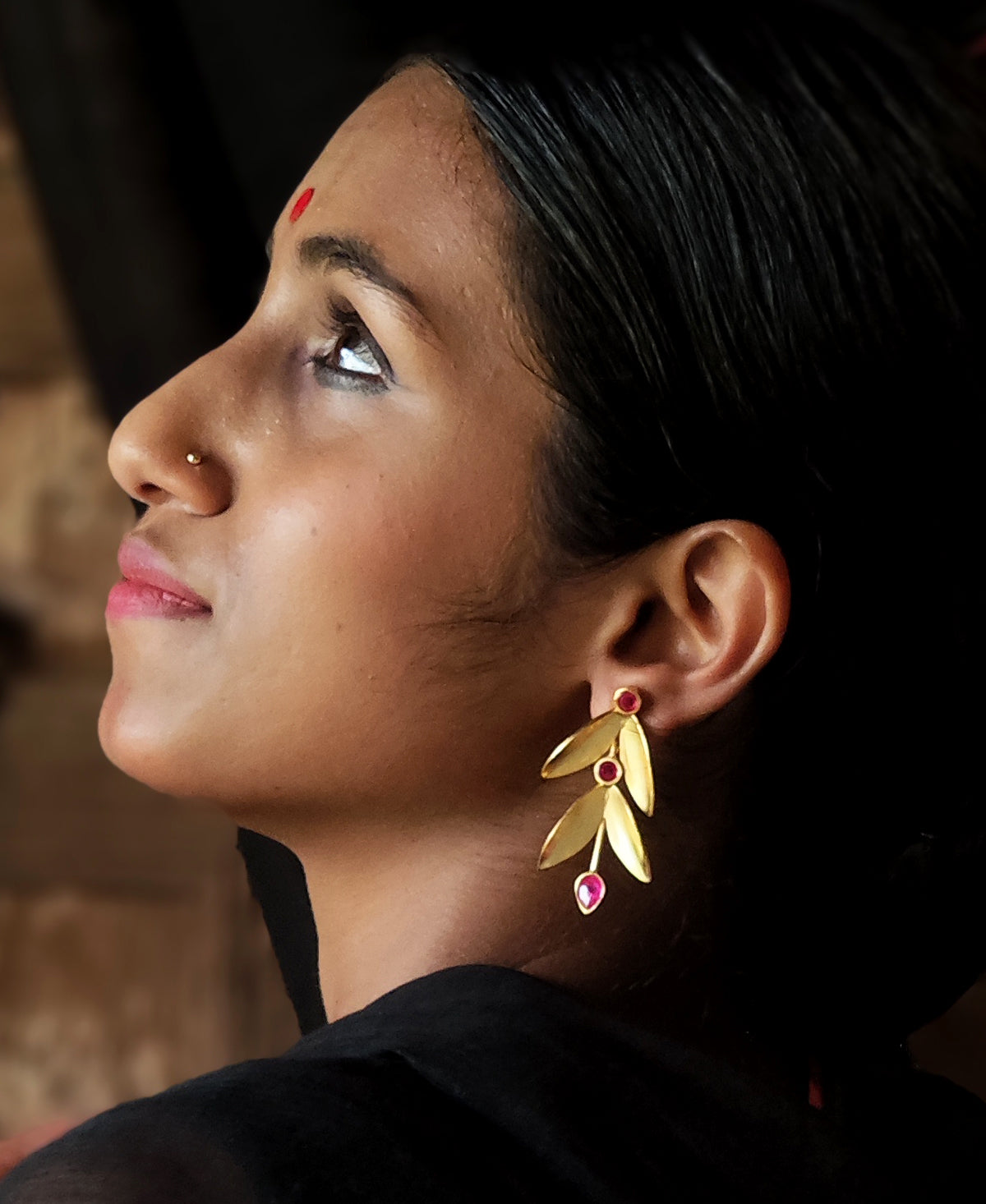 Raanga Sondha Pallav Earring