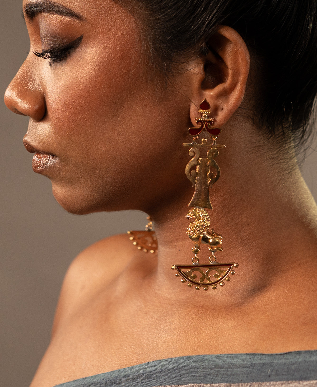 Yali Rakta Torana Long Earrings