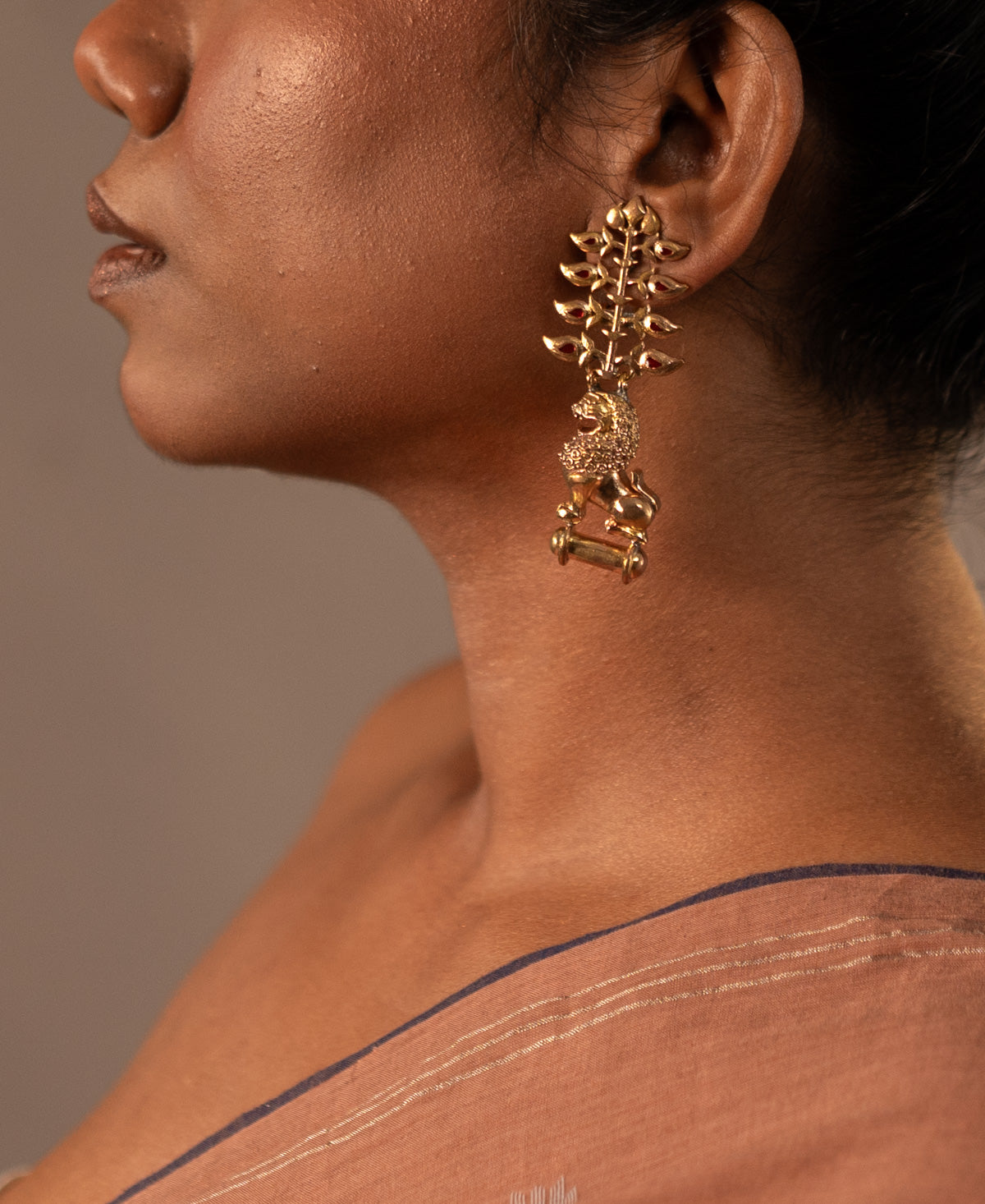 Yali Rakta Lata Earrings