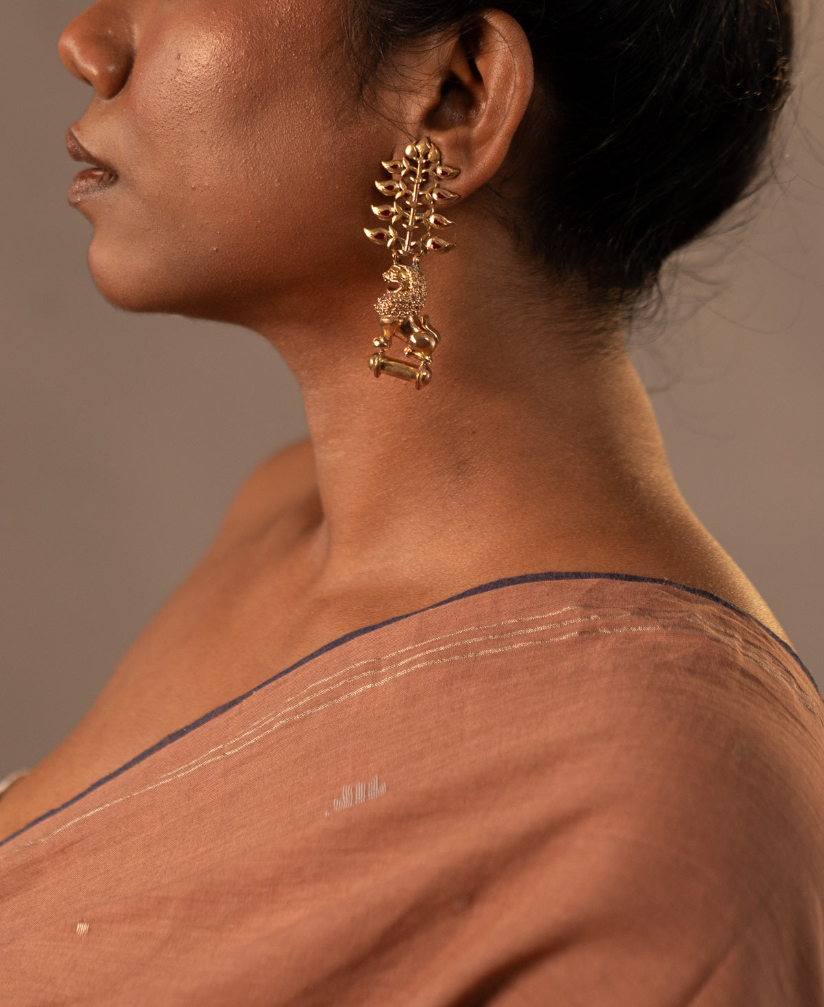 Yali Rakta Lata Earrings