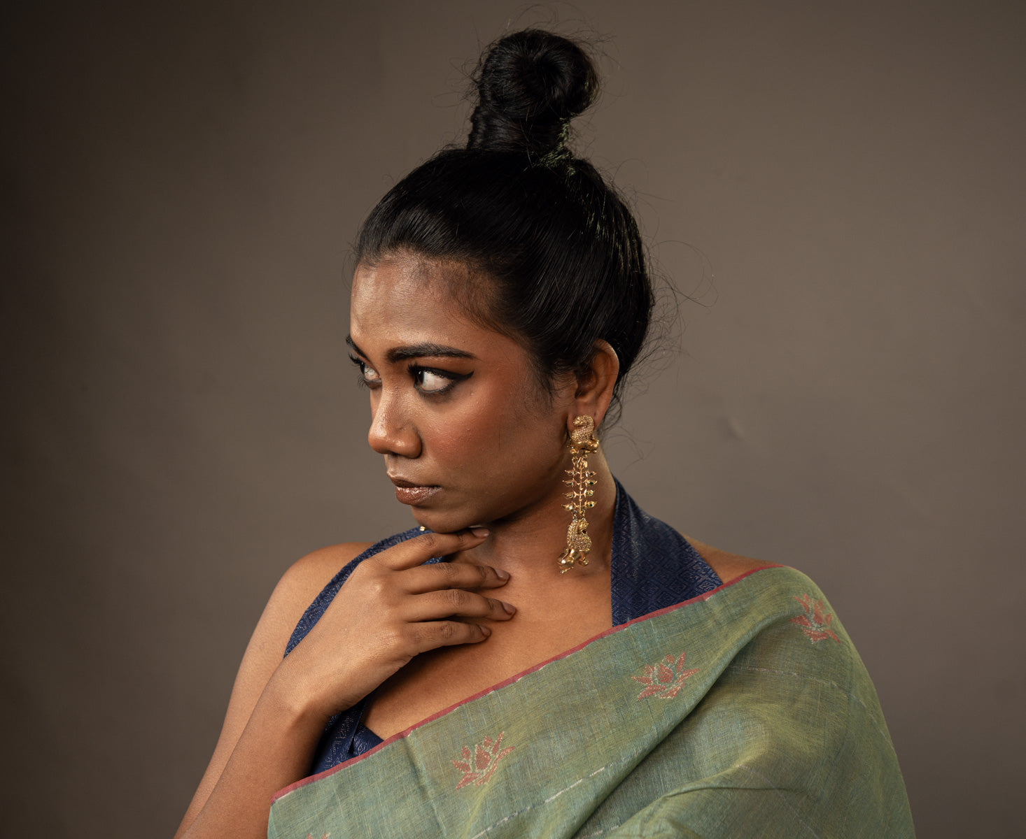 Yali Harit Lata Long Earrings