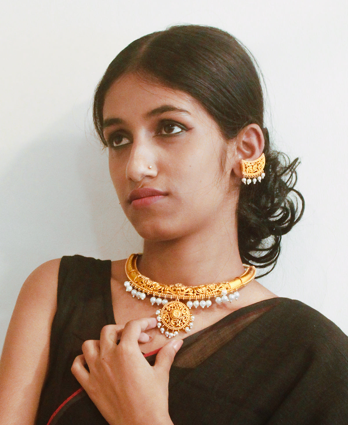 Amrapali Necklace Set