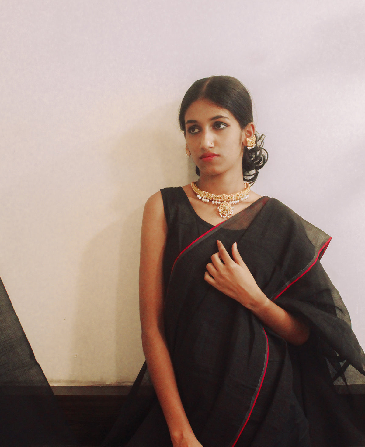 Amrapali Necklace Set