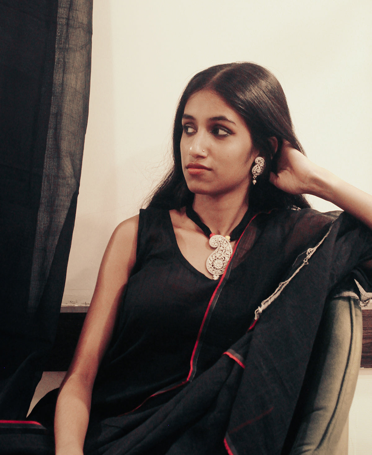 Aalap Silver Plated Pendent Set