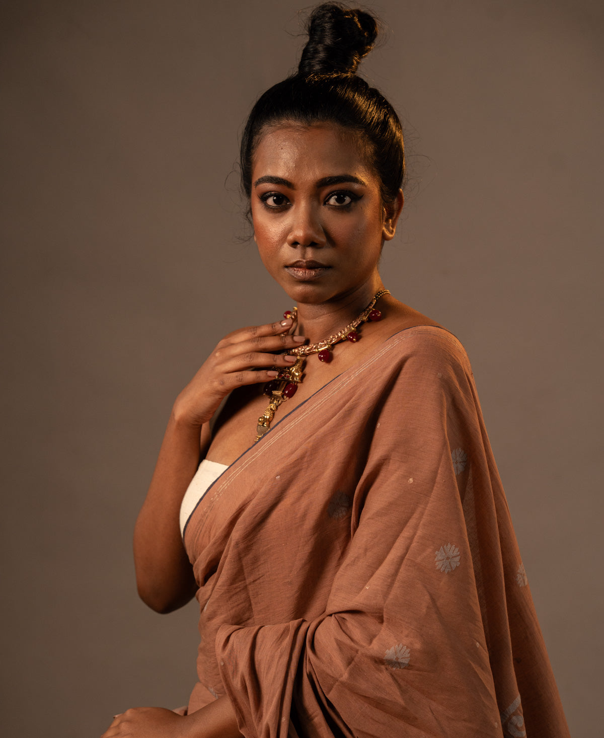 Yali Raktima Collar Necklace