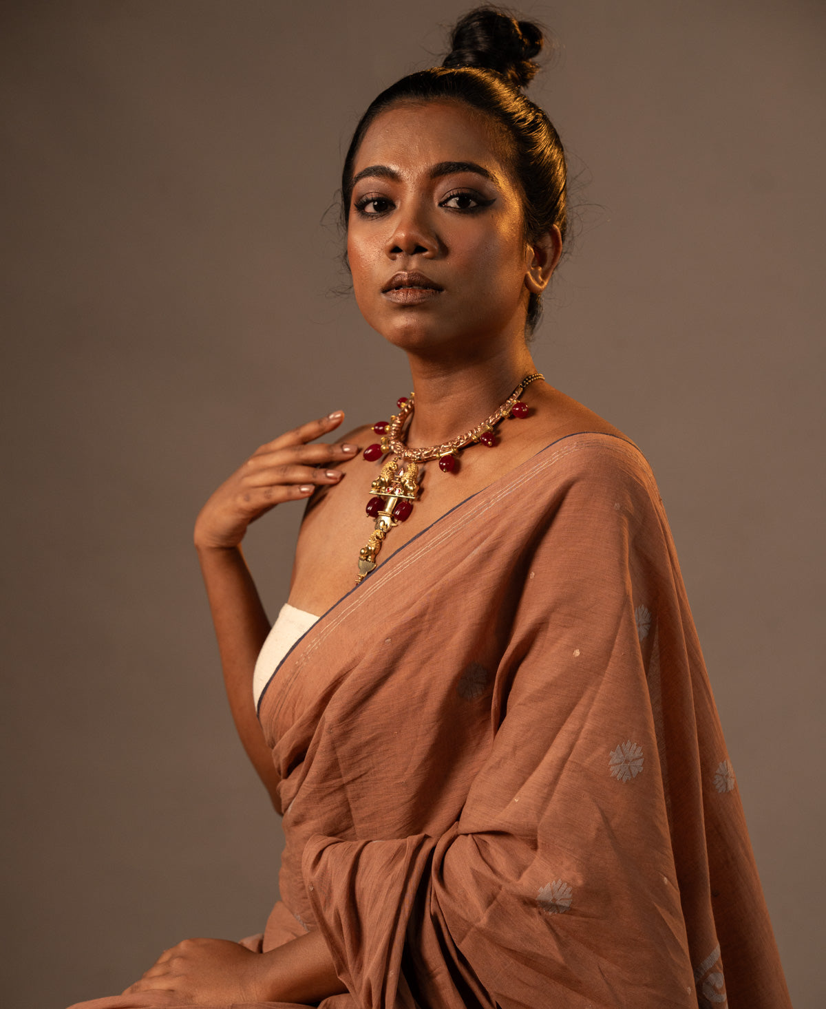 Yali Raktima Collar Necklace