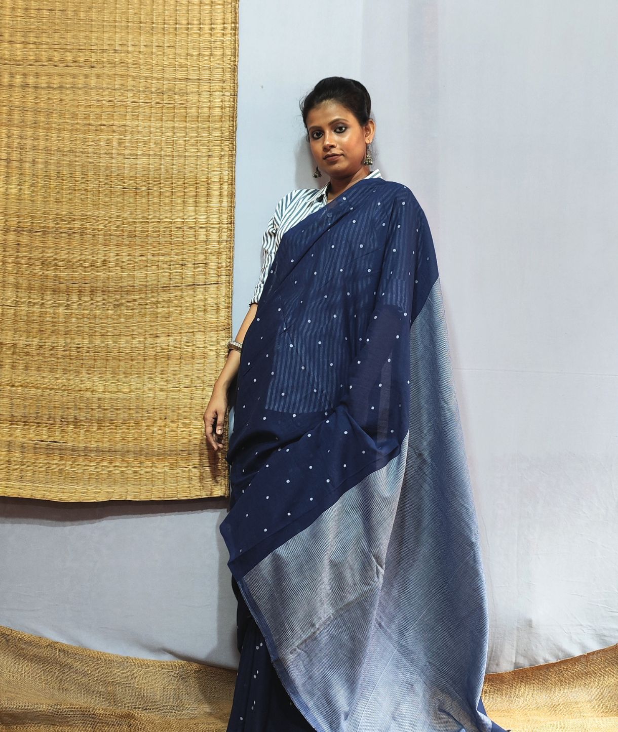 Gol Buti Handloom Cotton Jamdani Saree