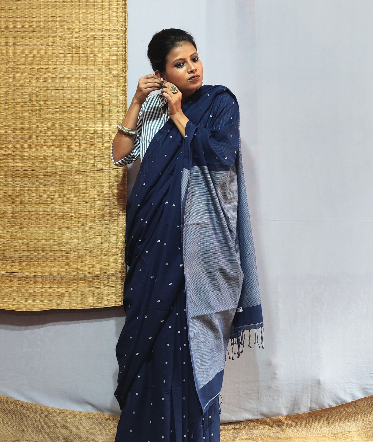 Gol Buti Handloom Cotton Jamdani Saree