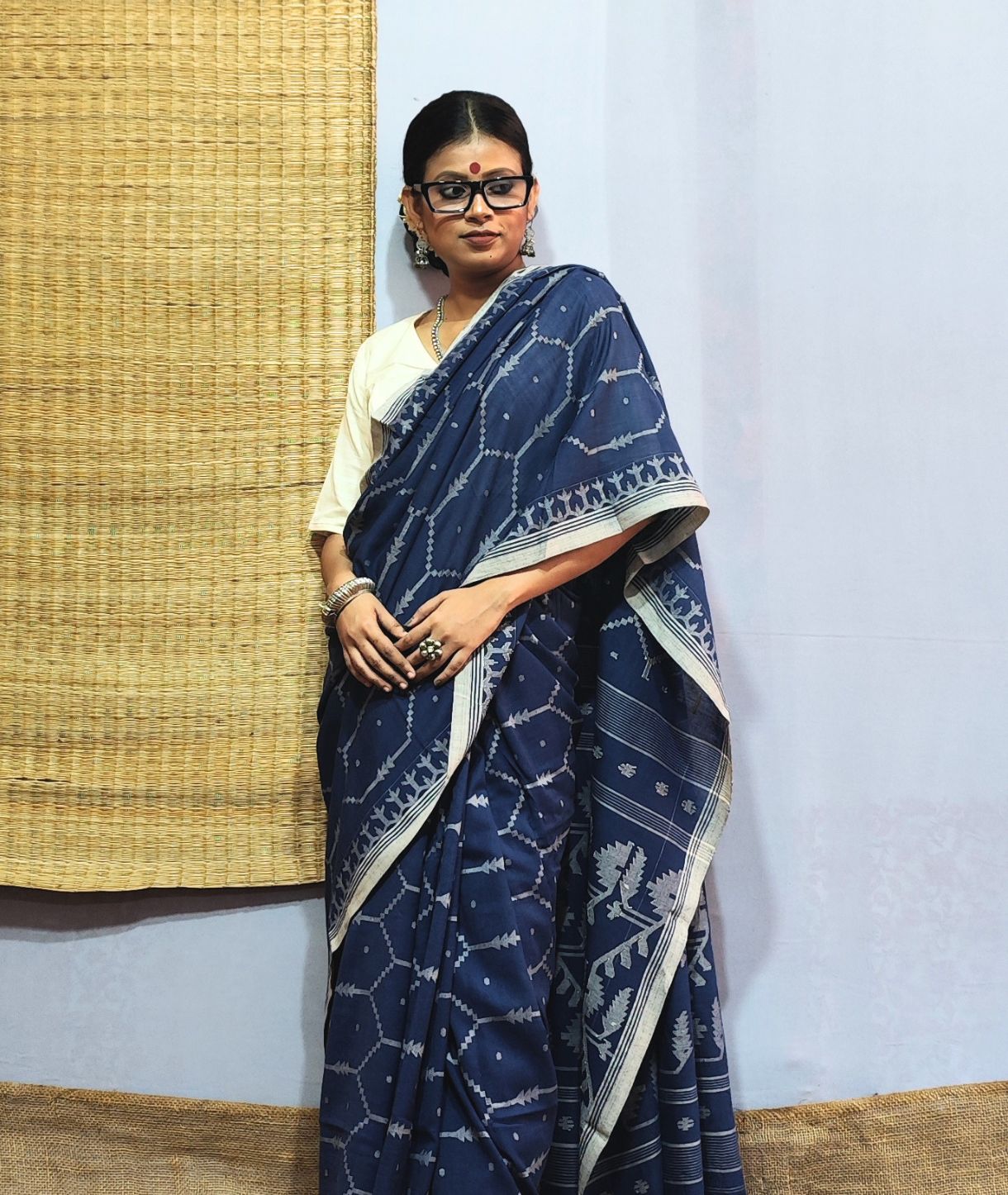 Neel Madhu Honeycomb Jamdani Saree