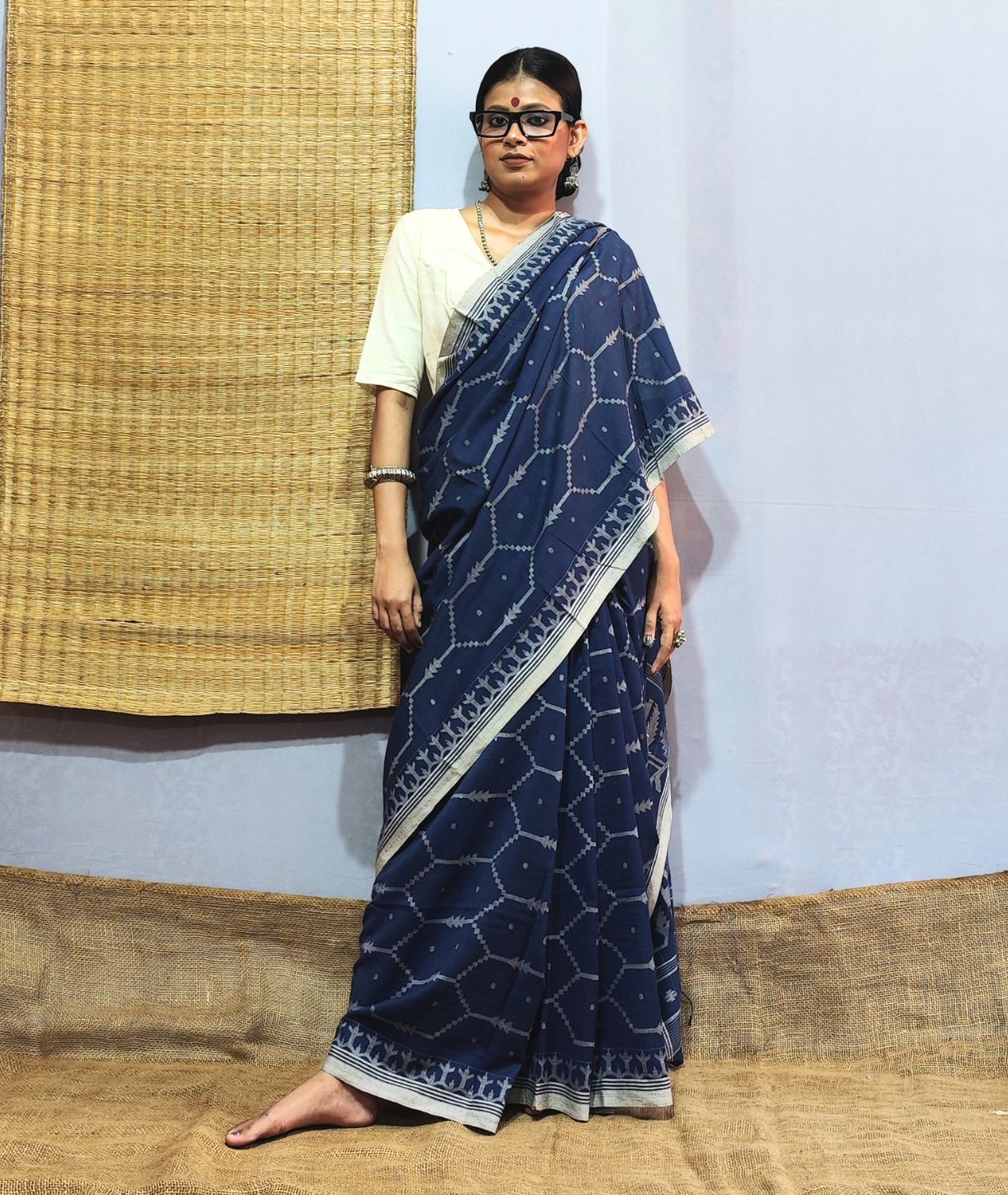 Neel Madhu Honeycomb Jamdani Saree