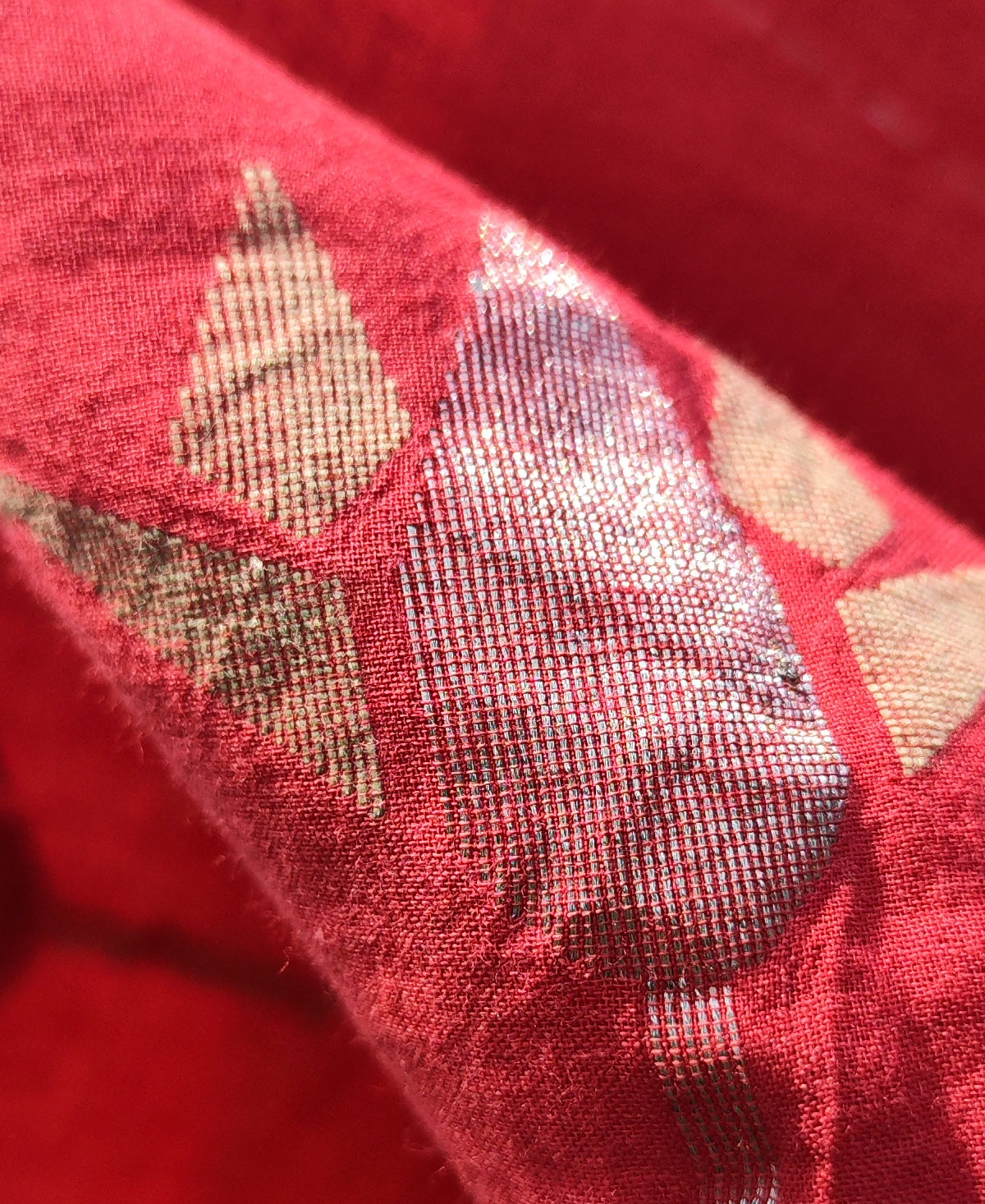 Shapla Jamdani Saree