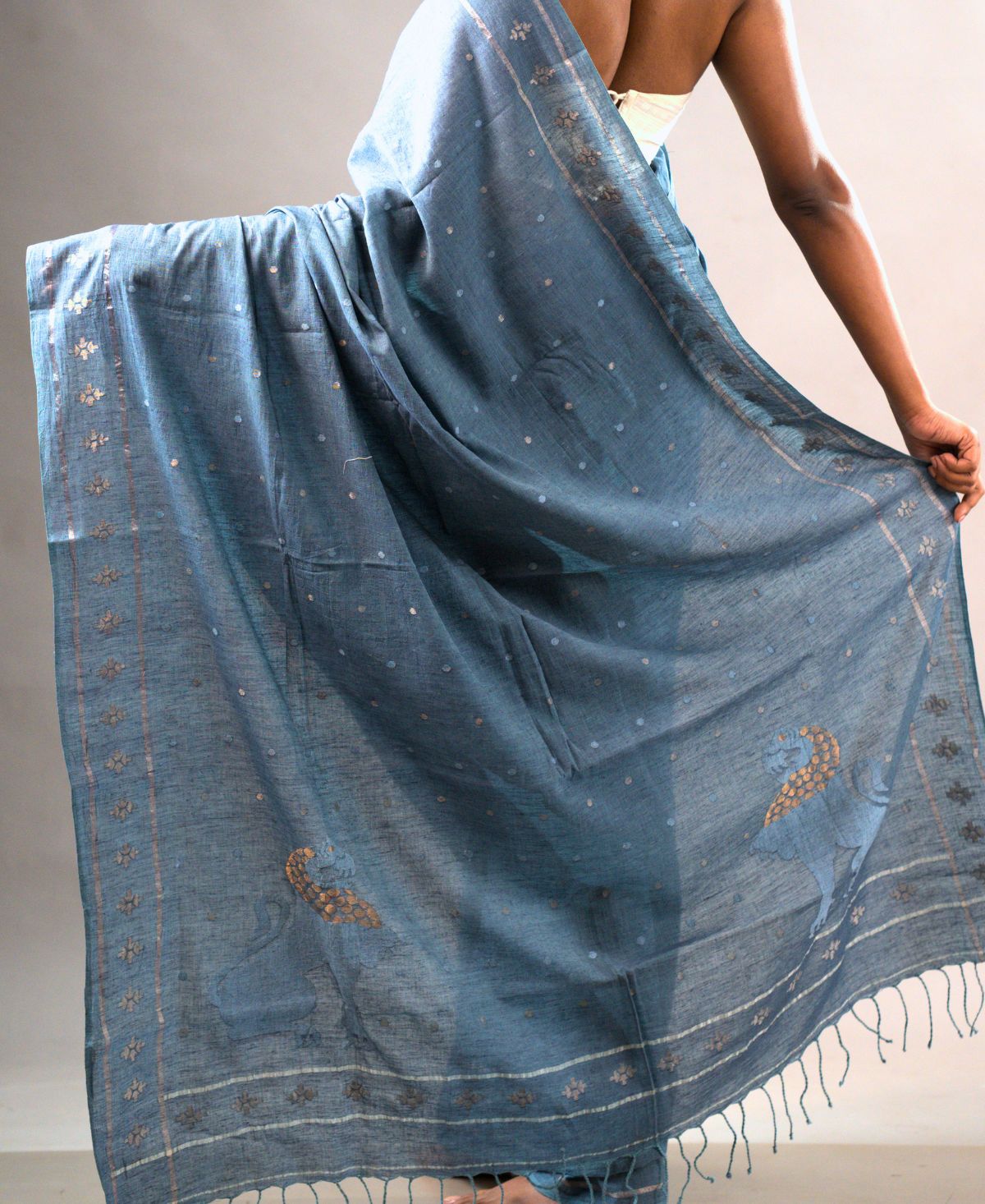 Neel Pushpa Yali Jamdani Saree