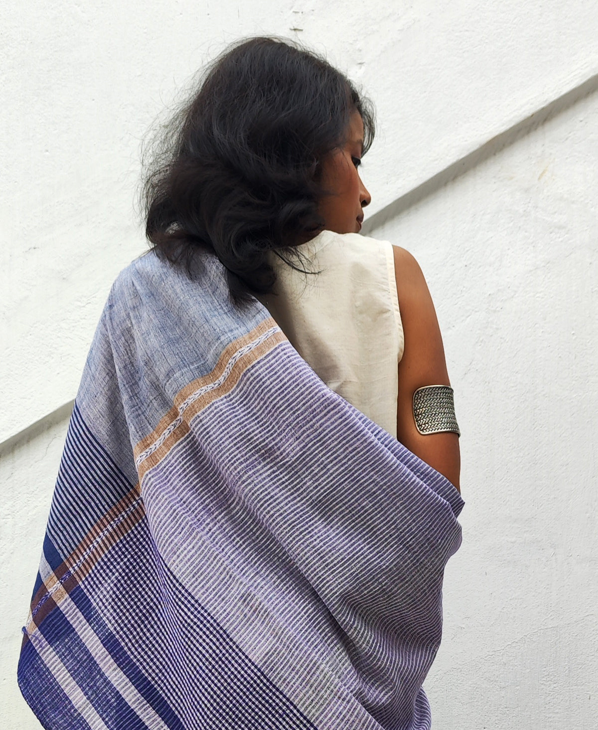 Neel Rekha Plain Handloom Cotton Saree