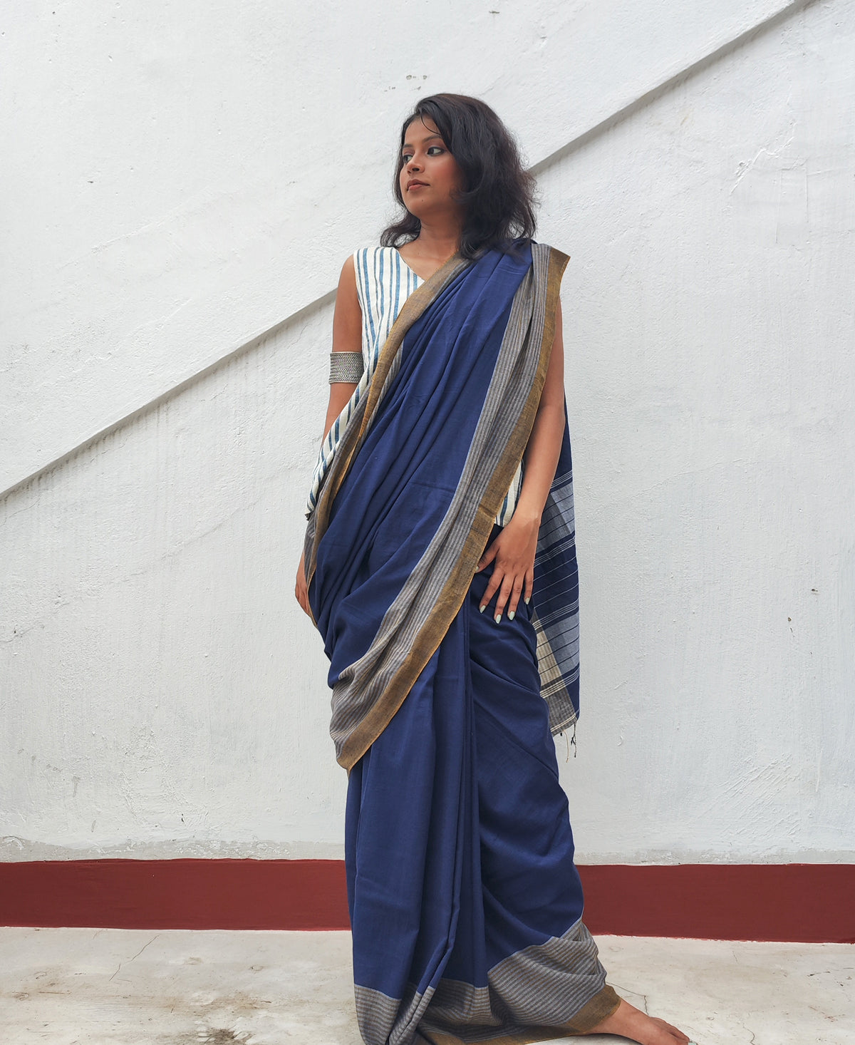 Neel Taan Plain Handloom Cotton Saree