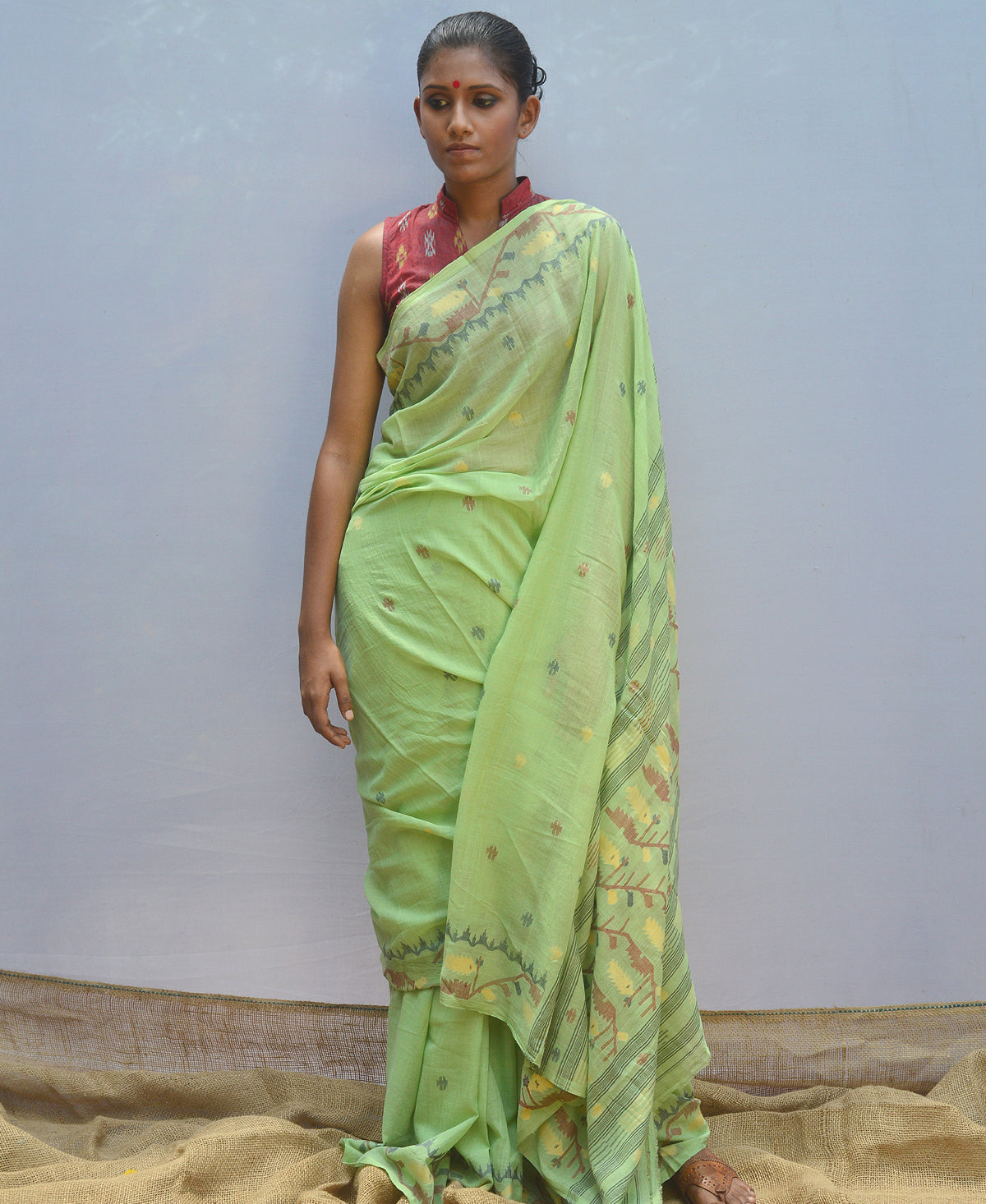 Olive Green Fine Count Jamadani Saree