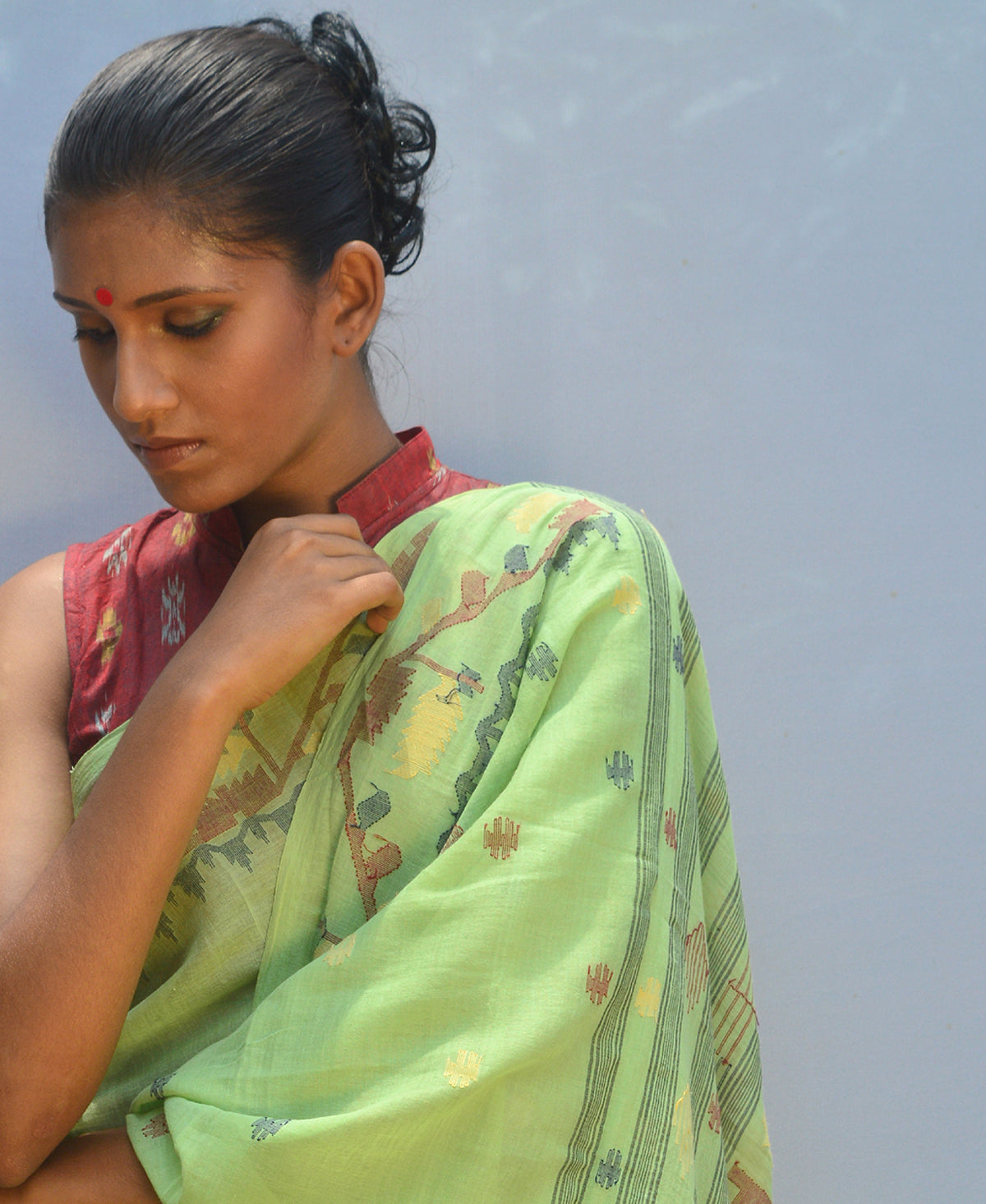 Olive Green Fine Count Jamadani Saree