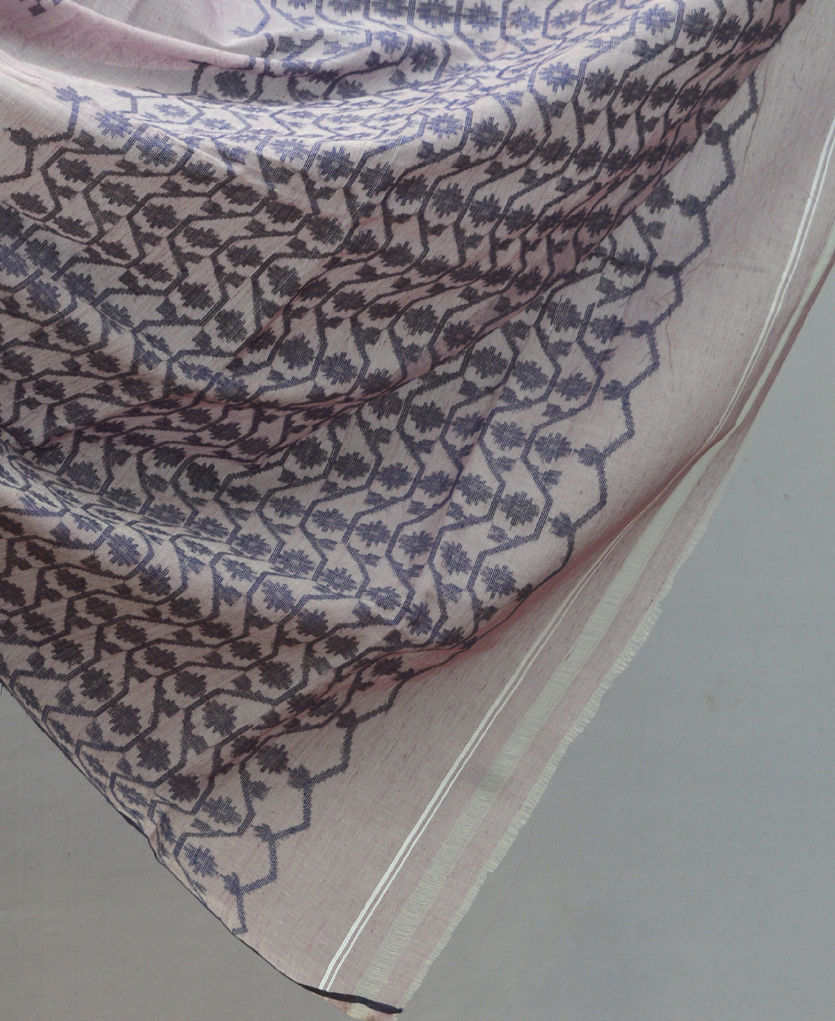 Dusky Mauve Deep Indigo Silk Cotton Jamdani Saree