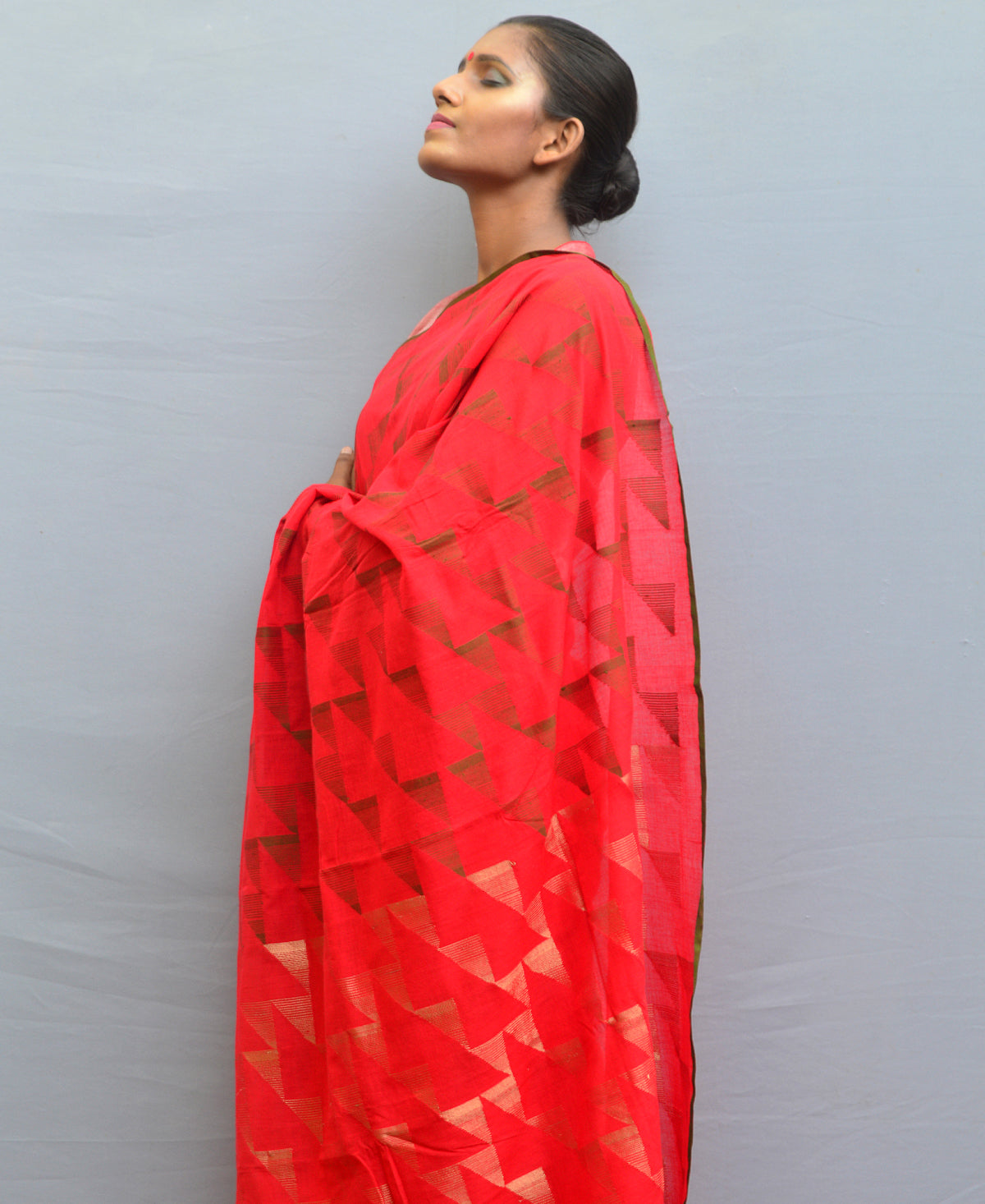 Candy Red Handwoven Cotton Jamdani Saree
