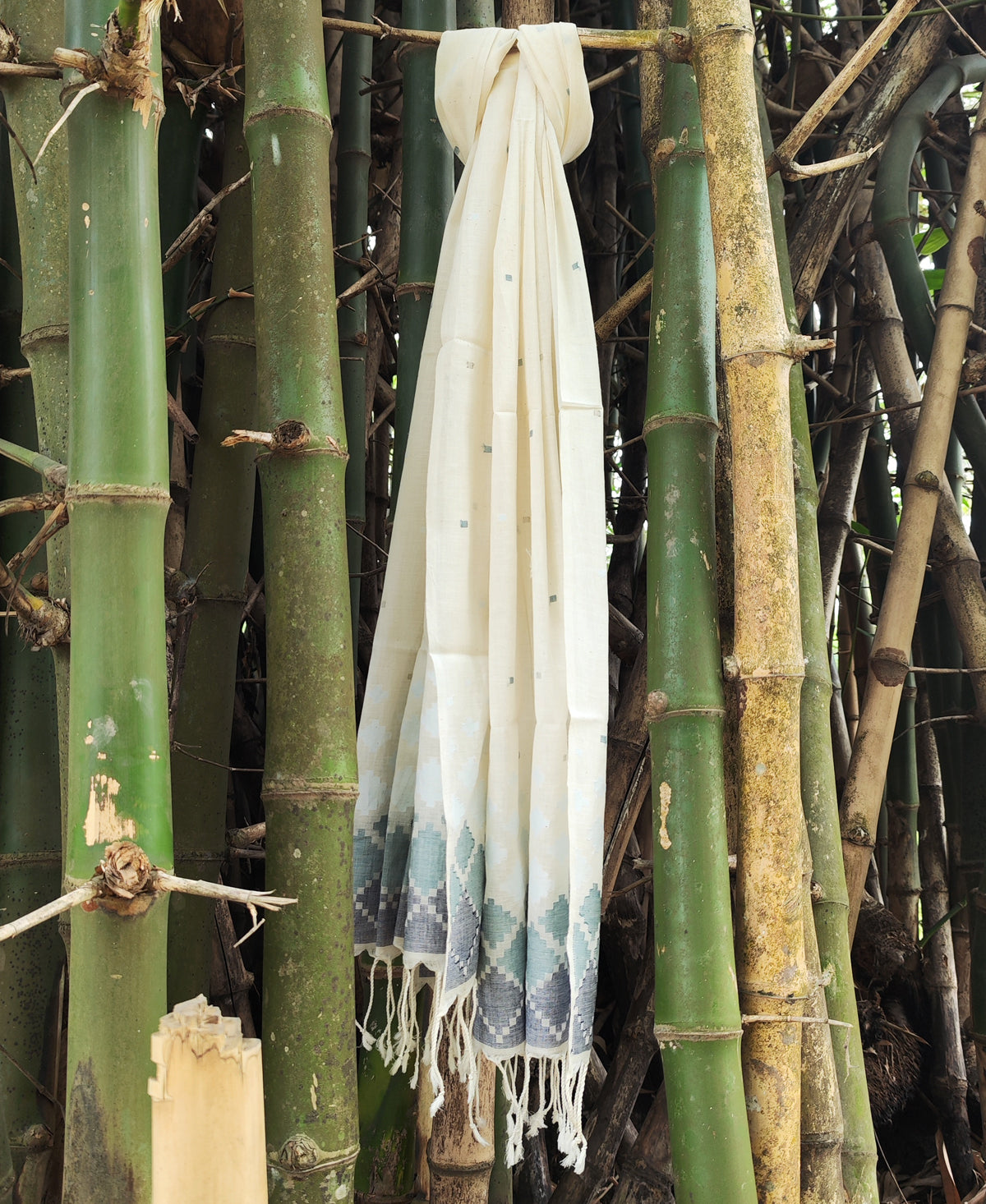 Tintaal Indigo Jamdani Stole
