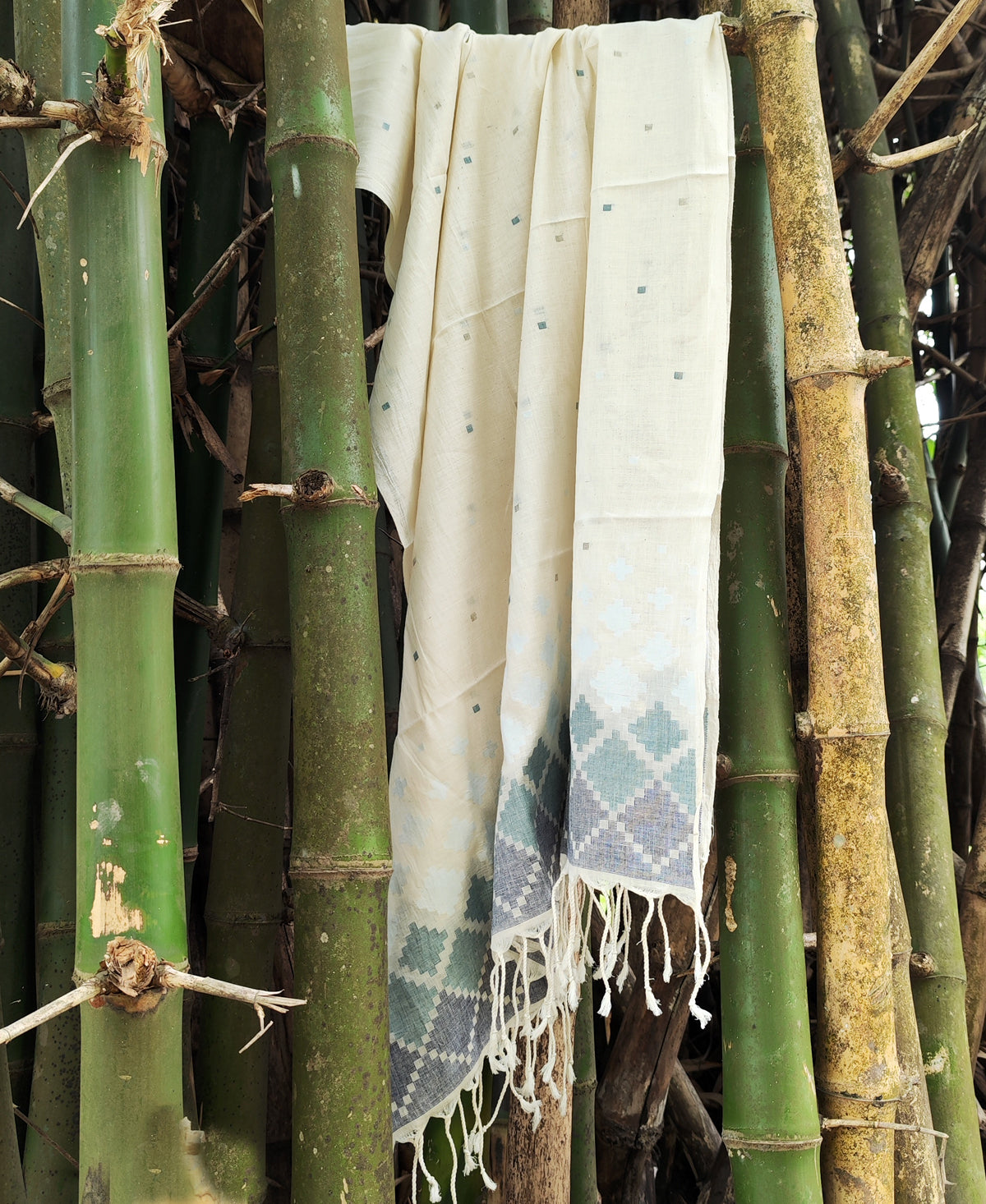 Tintaal Indigo Jamdani Stole