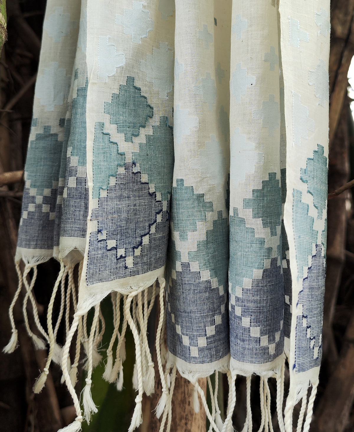 Tintaal Indigo Jamdani Stole