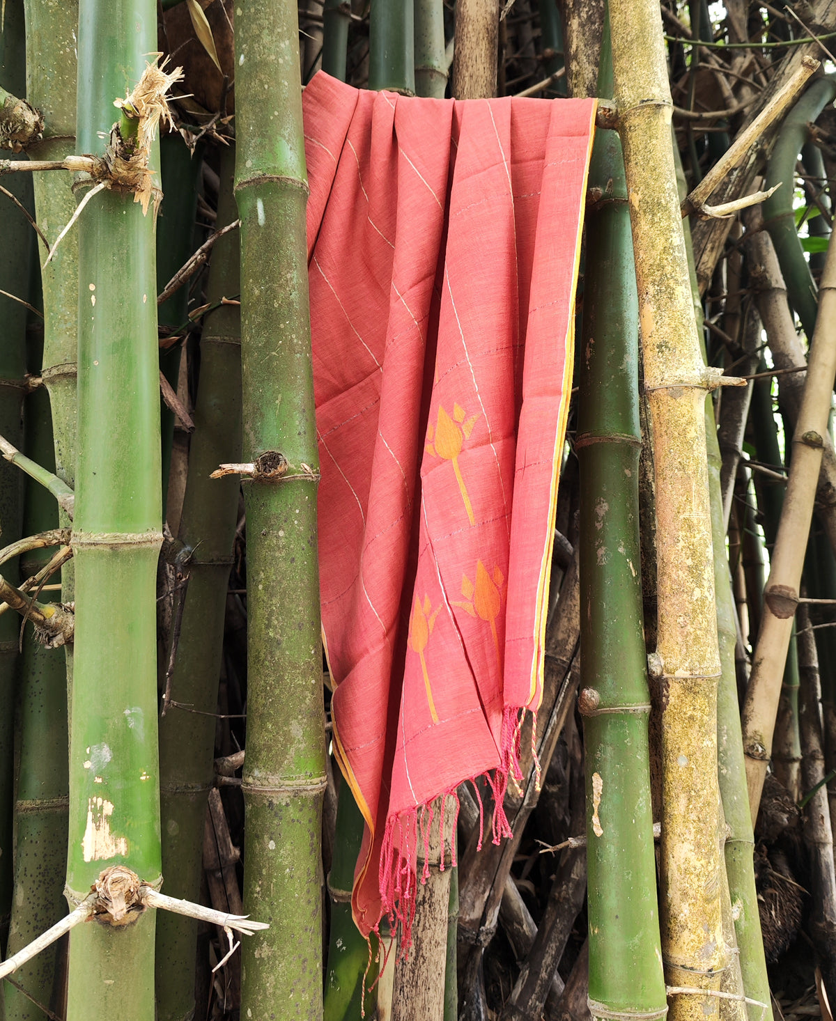 Holud Lily Madder Jamdani Stole