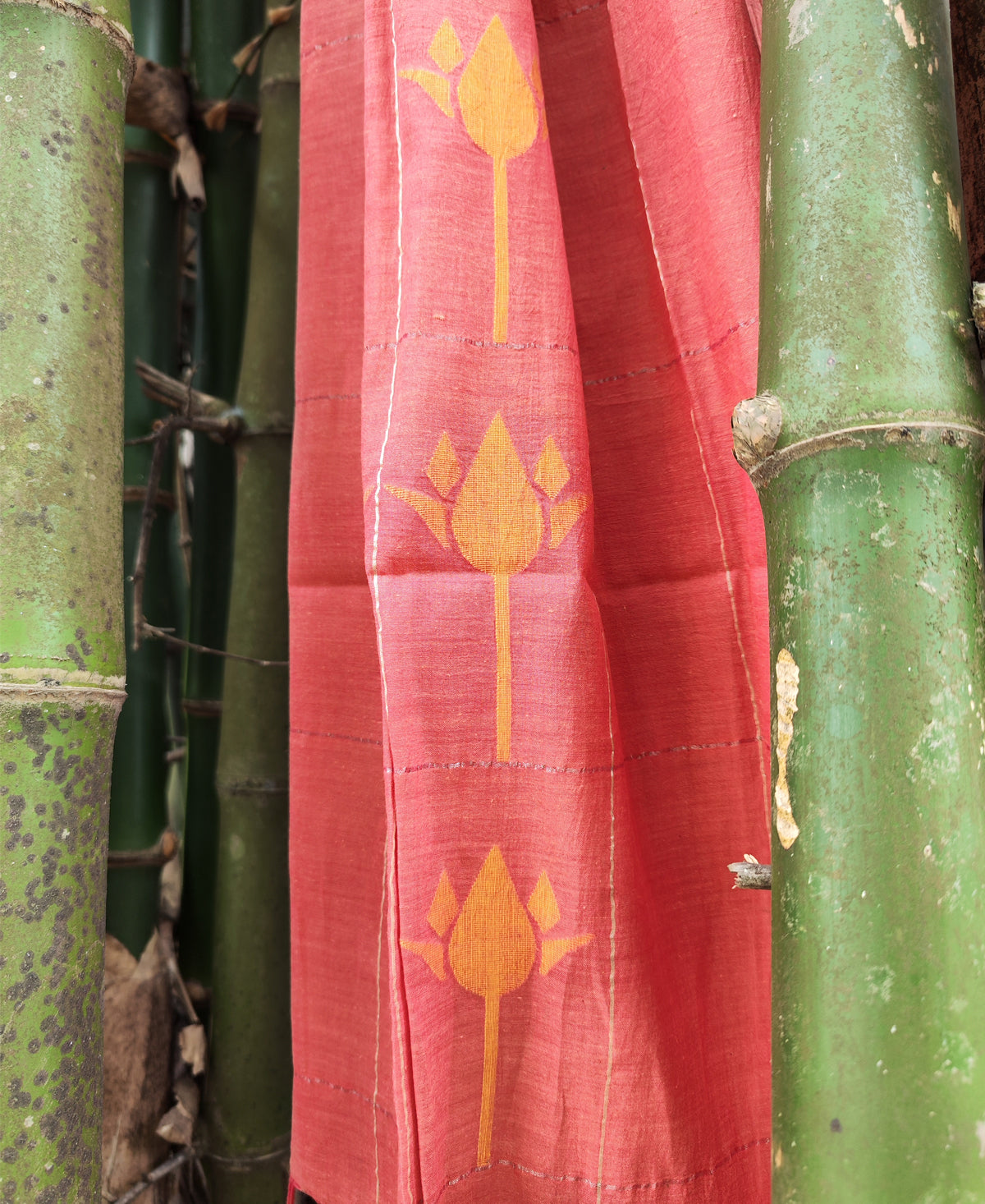 Holud Lily Madder Jamdani Stole