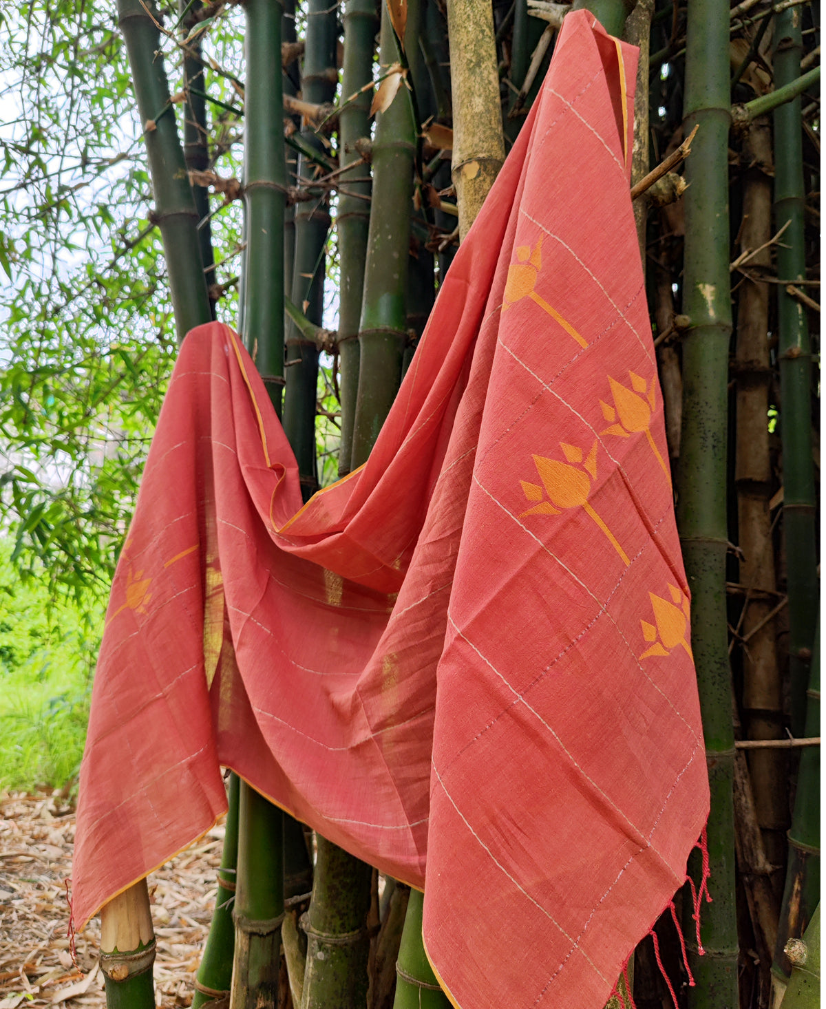 Holud Lily Madder Jamdani Stole